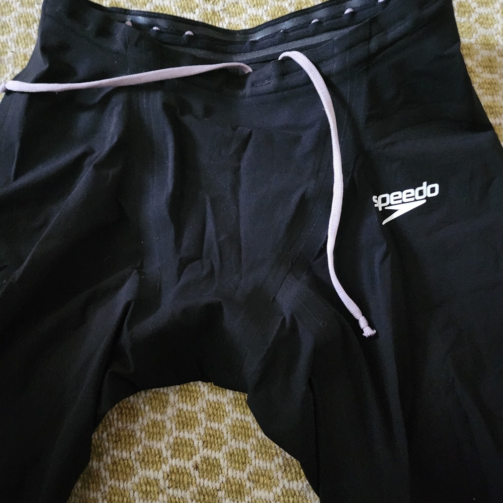 Speedo Mens LZR Pure Valor Size 22